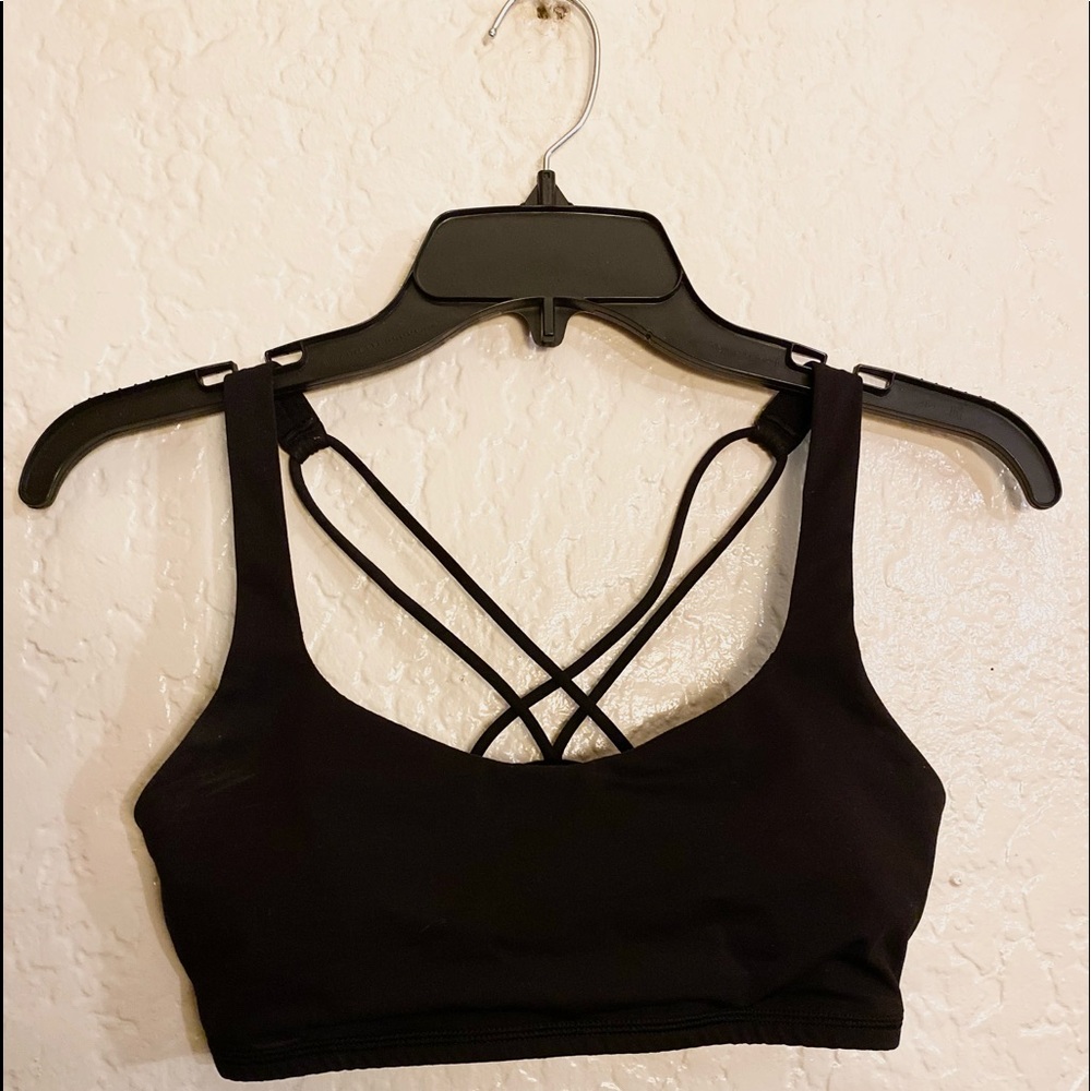 Lululemon size 2 sports bra